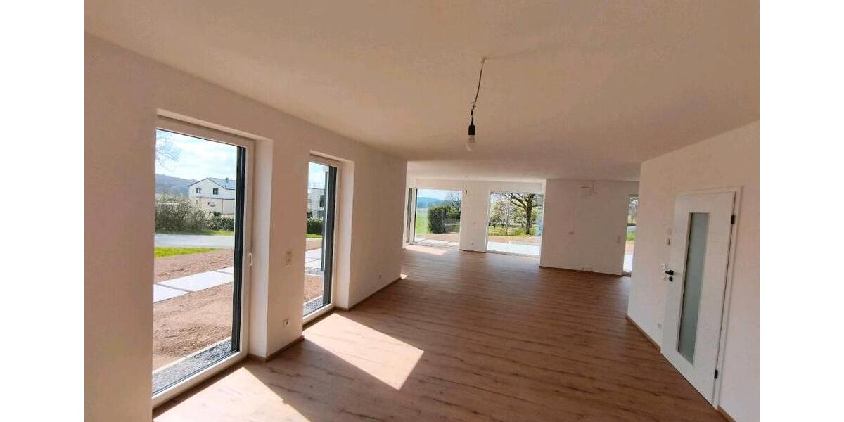 Einfamilienhaus Pronsfeld - 6 Zimmer, 180 m&sup2;, 600.000&euro; | Angebot:26148301