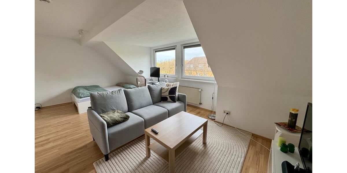 Dachgeschoßwohnung Köln Nippes - 1 Zimmer, 41 m&sup2;, 578&euro; | Angebot:26311904
