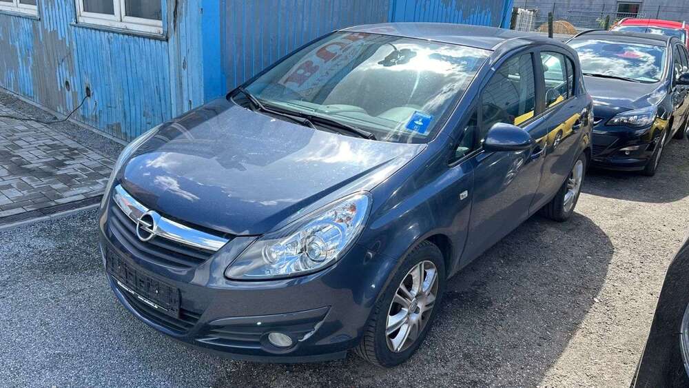 Opel Corsa 104.839 km 2.980 &euro; Rendsburg 24768