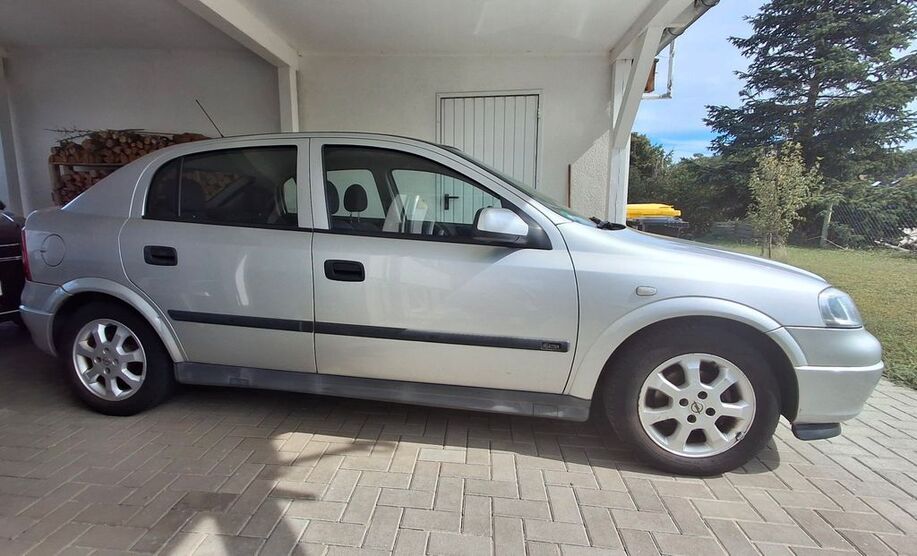 Opel Astra 212.000 km 1.400 € Märkische Heide 15913