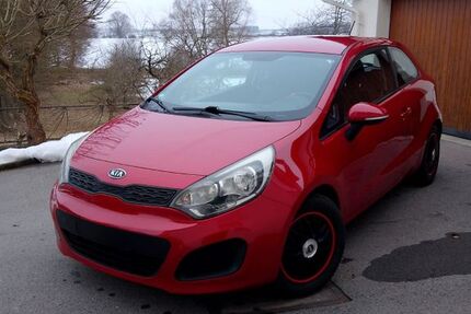 Kia Rio 172.000 km 3.500 &euro; Münnerstadt 97702