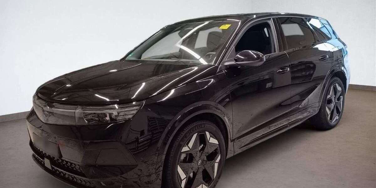 Opel Grandland X 12.000 km 41.490 &euro; Ulm 89073