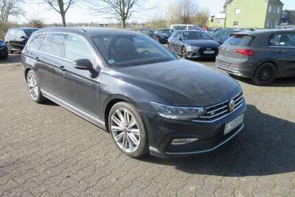 VW Passat Variant R-Line 2.0 TDI DSG NAVI AHK ALU 19