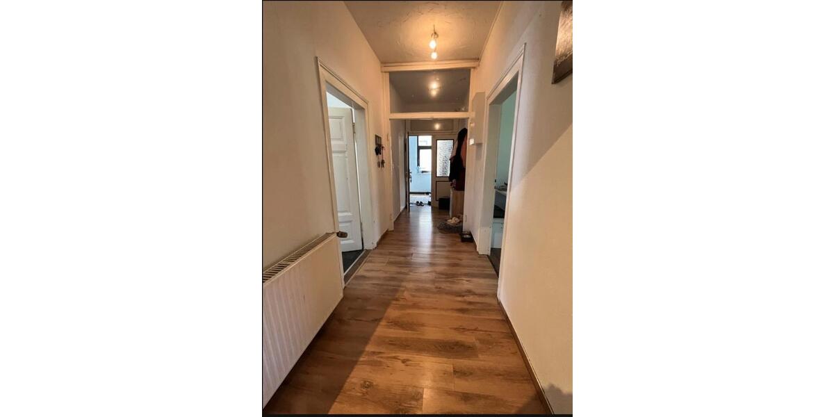 Etagenwohnung Schmalkalden - 4 Zimmer, 105 m&sup2;, 885&euro; | Angebot:25224316