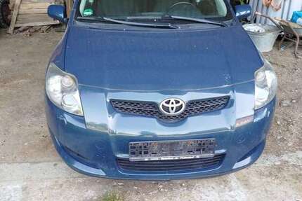 Toyota Auris 183.534 km 3.750 &euro; Ostrach 88356
