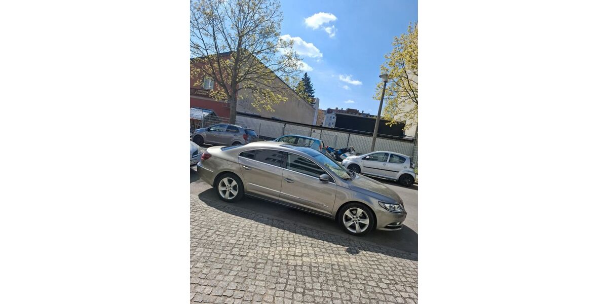 VW CC 129.000 km 13.000 &euro; Berlin 12489