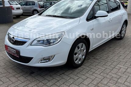 Opel Astra 73.000 km 8.999 &euro; Diepholz 49356