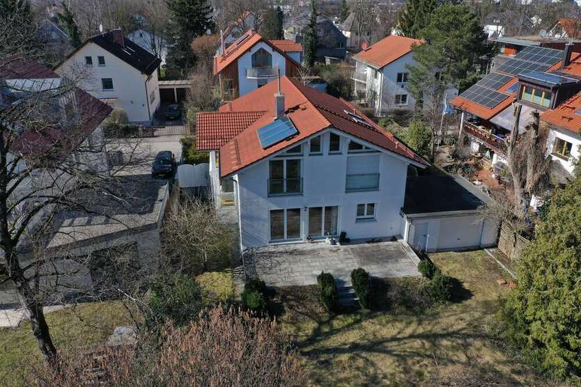 Haus zum Mieten in München 3.250 € 205 m²