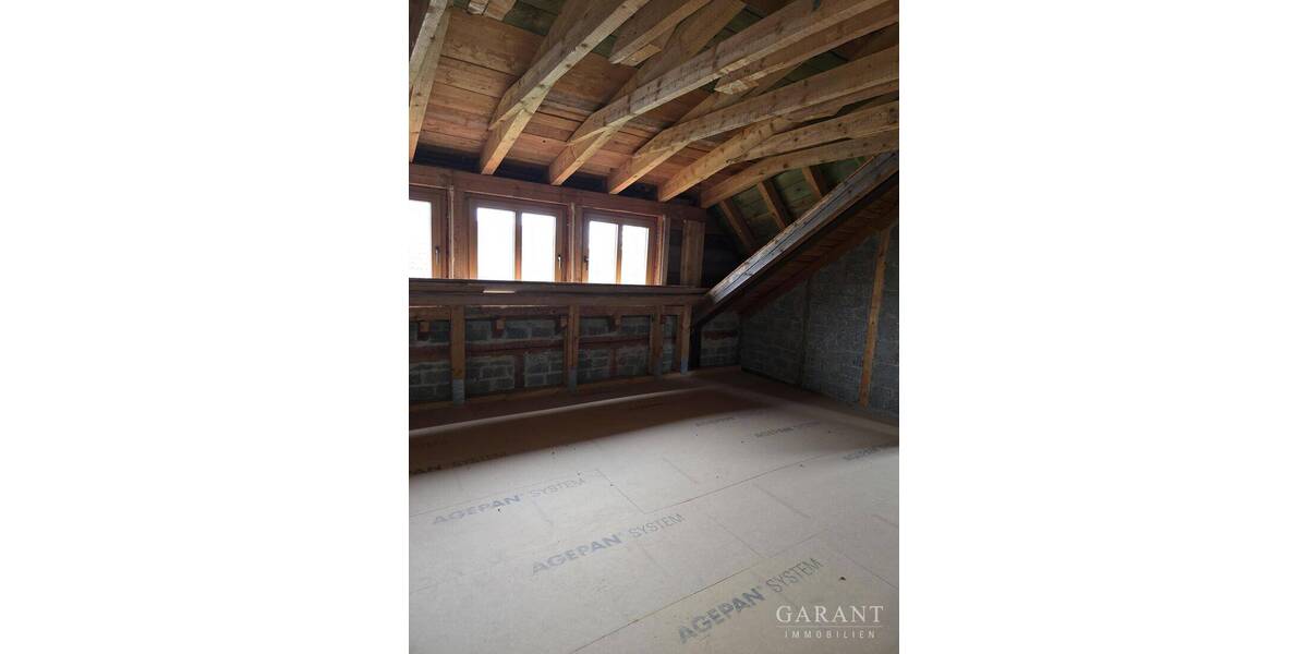 Mehrfamilienhaus, Wohnhaus Altensteig Überberg - 5 Zimmer, 144 m&sup2;, 420.000&euro; | Angebot:25746461