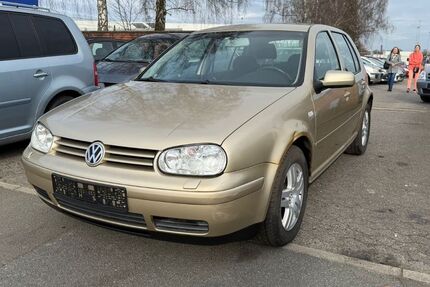 VW Golf 148.000 km 2.480 &euro; Rendsburg 24768