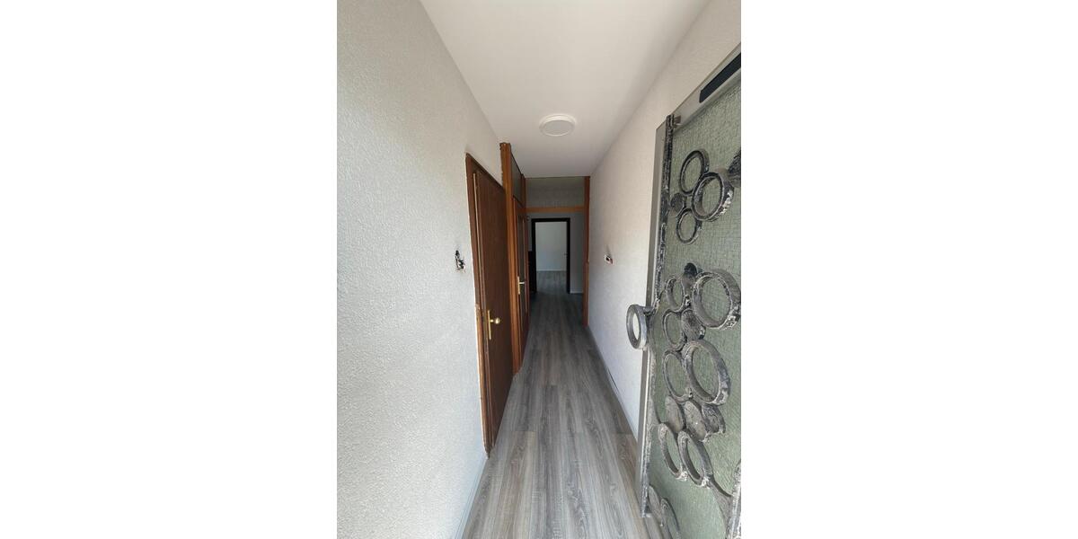 Einfamilienhaus Überherrn - 6 Zimmer, 180 m&sup2;, 219.000&euro; | Angebot:26250262
