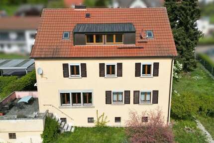 Haus Gemünden - 8 Zimmer, 253 m&sup2;, 389.000&euro; | Angebot:26587806