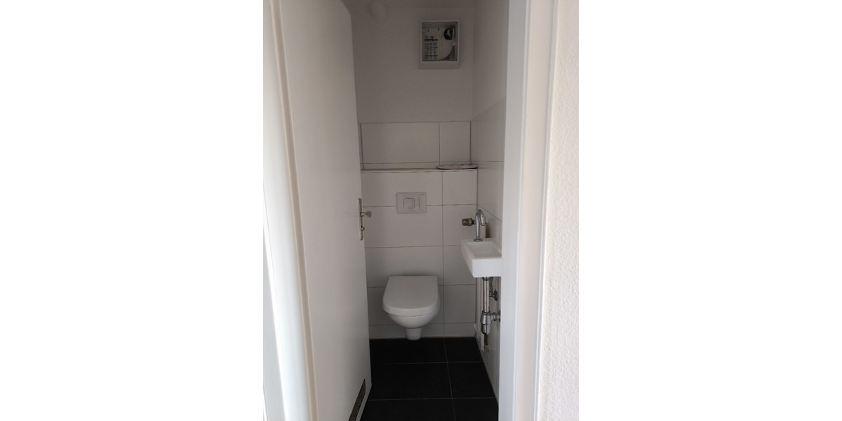 Dachgeschoßwohnung Stuttgart Sillenbuch - 2 Zimmer, 72 m&sup2;, 910&euro; | Angebot:24977370