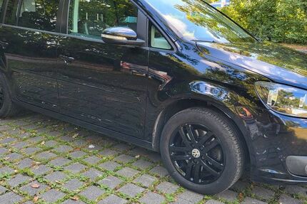 VW Touran 134.000 km 9.900 &euro; München 80939
