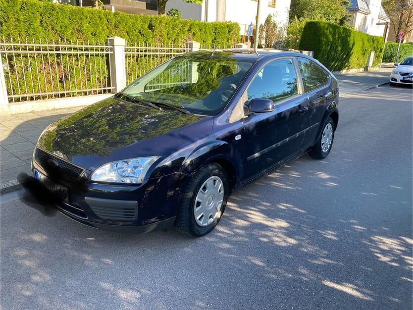 Ford Focus 124.800 km 3.400 € München 81373