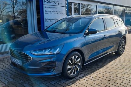 Ford Focus 9.881 km 25.490 &euro; Bernburg 06406