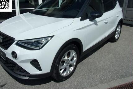 Seat Arona 24.145 km 22.990 &euro; Gornau 09405