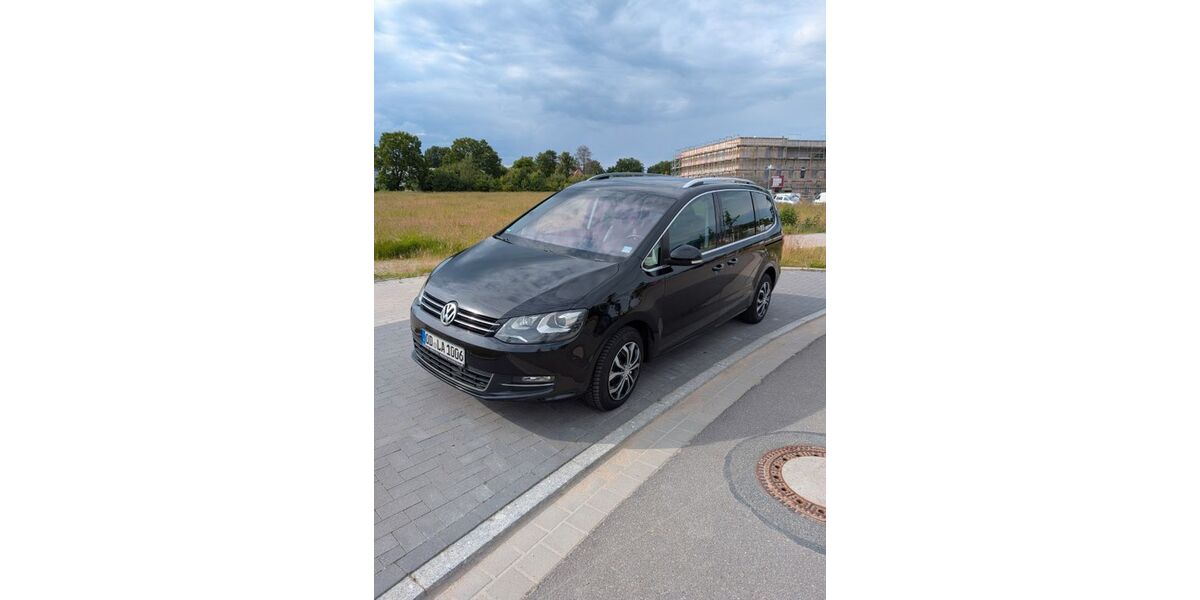 VW Sharan 227.117 km 9.000 &euro; Ahrensburg 22926