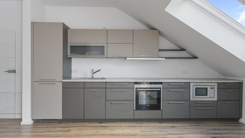 Dachgeschoßwohnung Kösching - 3 Zimmer, 99 m&sup2;, 1.300&euro; | Angebot:24952479