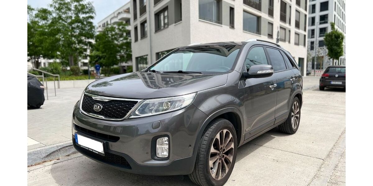 Kia Sorento 177.000 km 7.400 &euro; München 81739
