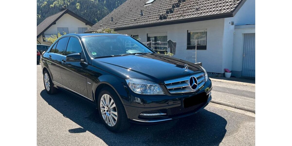 Mercedes-Benz C 350 164.150 km 9.999 &euro; Egenhausen 72227