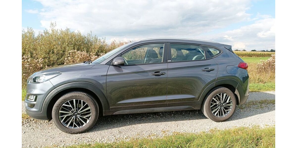 Hyundai TUCSON 75.000 km 17.900 &euro; Hochdorf 88454