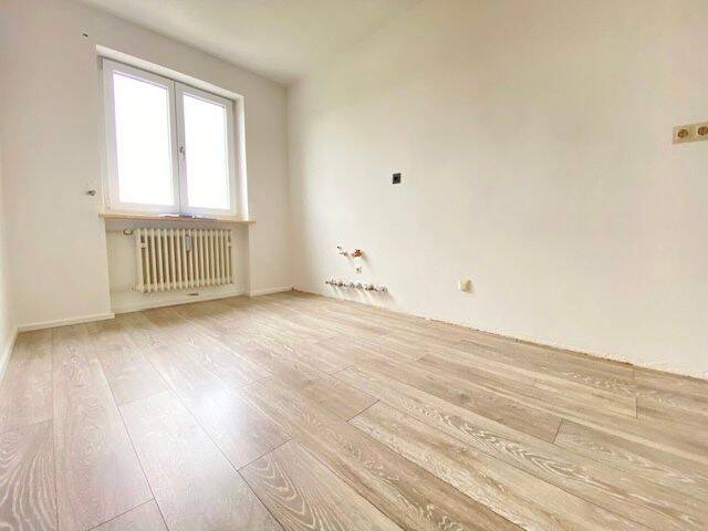 Etagenwohnung Freilassing Aumühle - 3 Zimmer, 77 m&sup2;, 990&euro; | Angebot:26908723