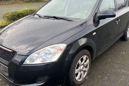 Kia ceed / Ceed 107.000 km 3.990 € Hanau 63452