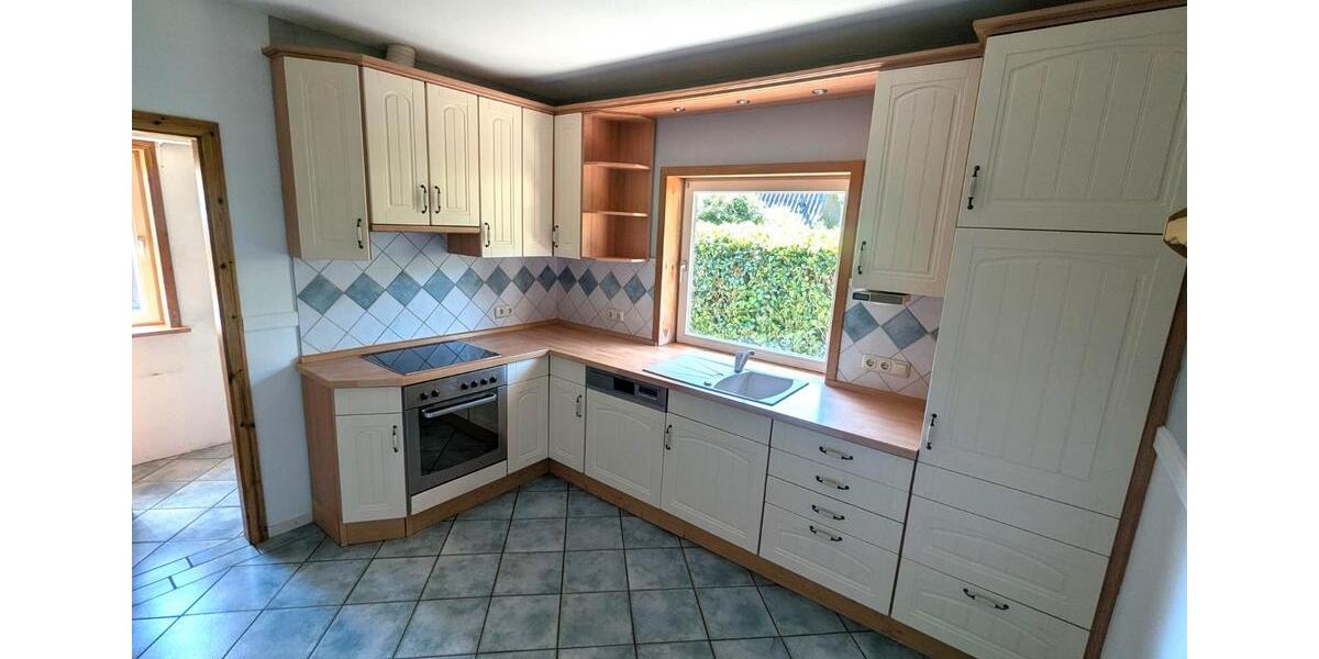 Einfamilienhaus Struxdorf - 9 Zimmer, 240 m&sup2;, 324.500&euro; | Angebot:27004910