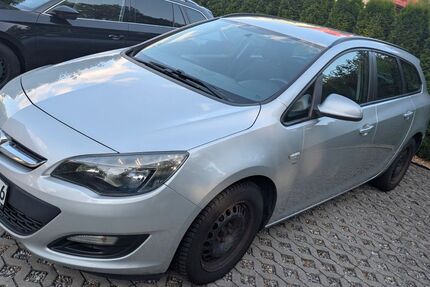 Opel Astra 173.000 km 4.675 &euro; Boizenburg OT Schwartow 19258