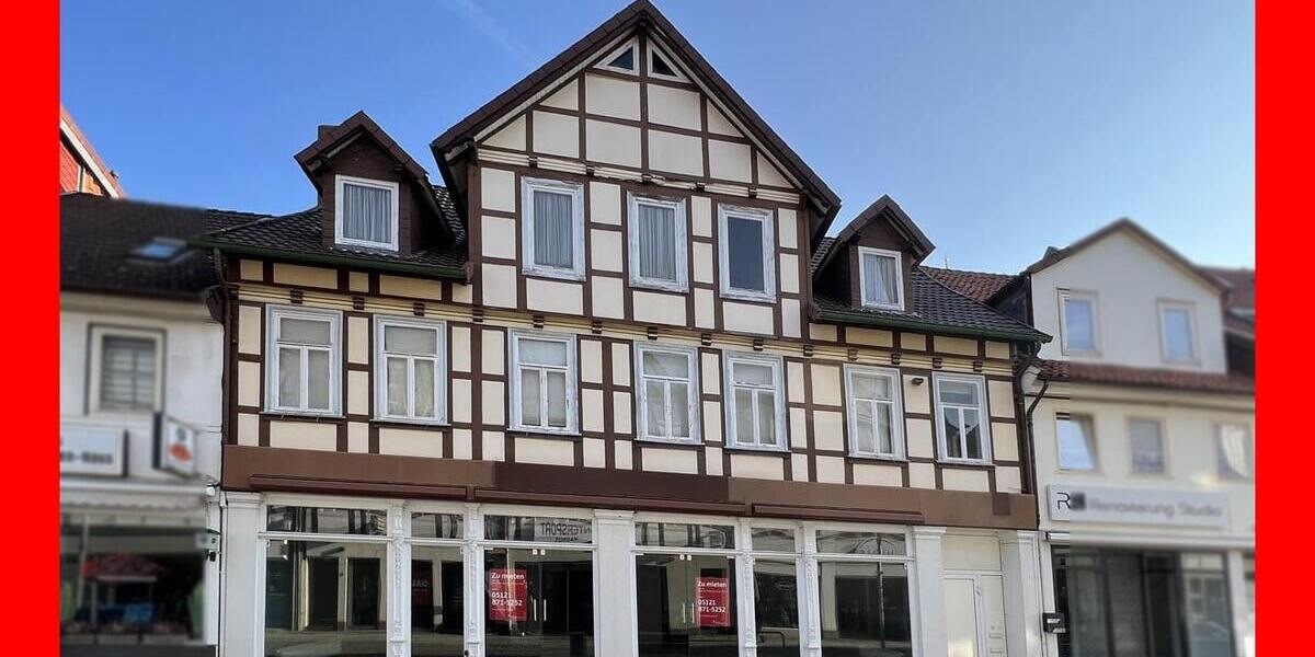 Viel Potential nach Kernsanierung 11 zimmer