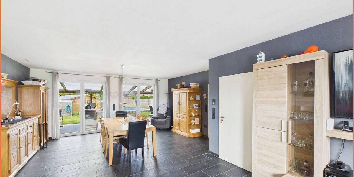 Einfamilienhaus Gangelt-Breberen Breberen - 7 Zimmer, 270 m&sup2;, 549.000&euro; | Angebot:26358393