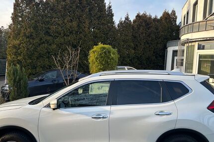 Nissan X-Trail 90.000 km 15.290 &euro; Essen 45326