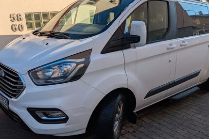 Ford Tourneo Custom 86.000 km 28.600 &euro; Stuttgart 70619