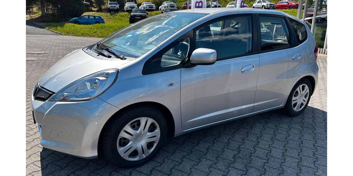 Honda Jazz 24.795 km 9.750 &euro; Suhl 98529