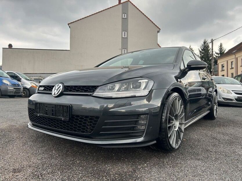 VW Golf 179.000 km 12.890 € Saarbrücken 66117