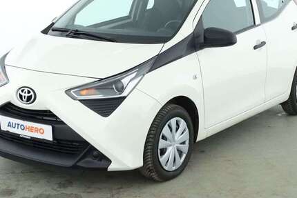 Toyota Aygo 11.360 km 10.290 &euro; Laatzen 30880