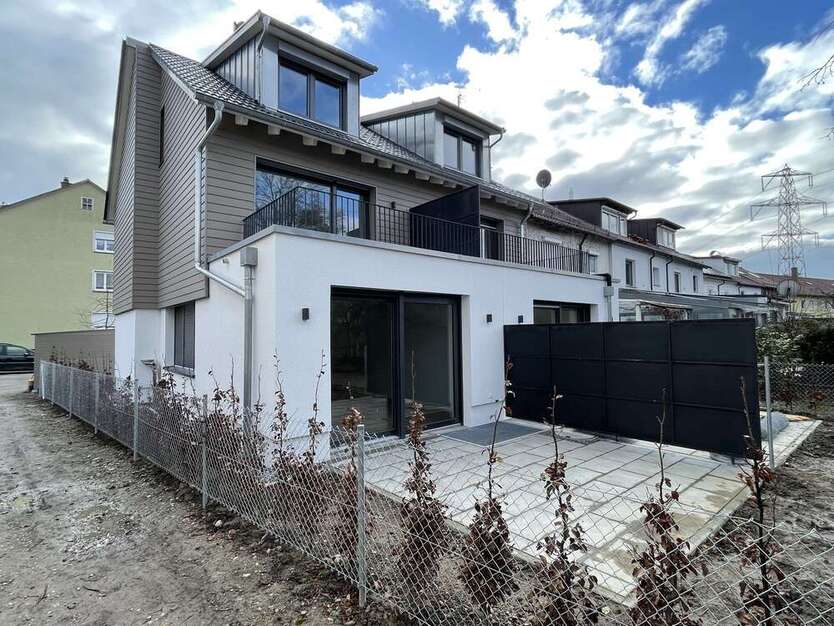 Haus zum Mieten in Ravensburg 2.250 € 143 m²