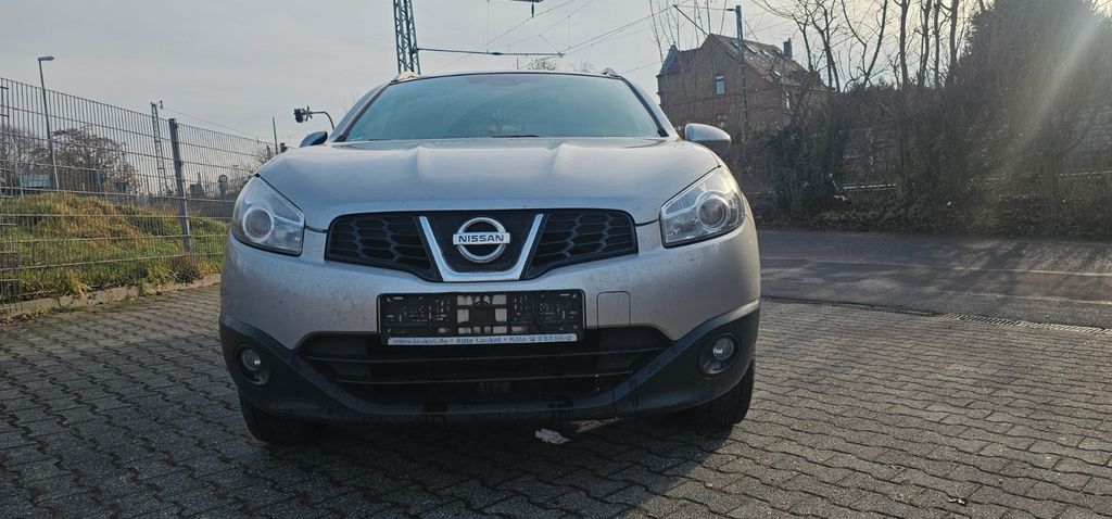 Nissan Qashqai 211.309 km 5.800 &euro; Wiesbaden 65201
