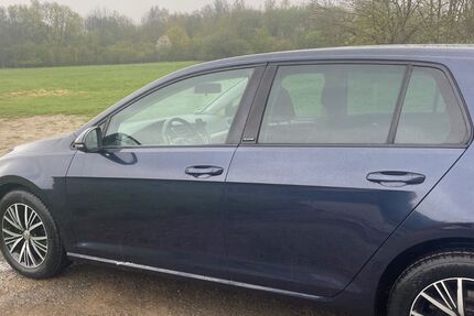 VW Golf 146.000 km 10.899 &euro; Haste 31559