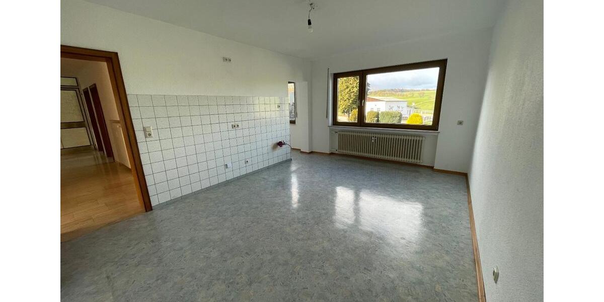 Hochparterre Morbach - 3 Zimmer, 108 m&sup2;, 650&euro; | Angebot:26409111