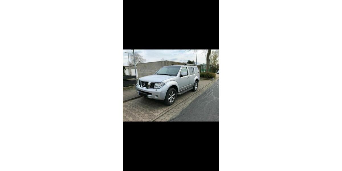 Nissan Pathfinder 325.000 km 5.350 &euro; Lünen 44532