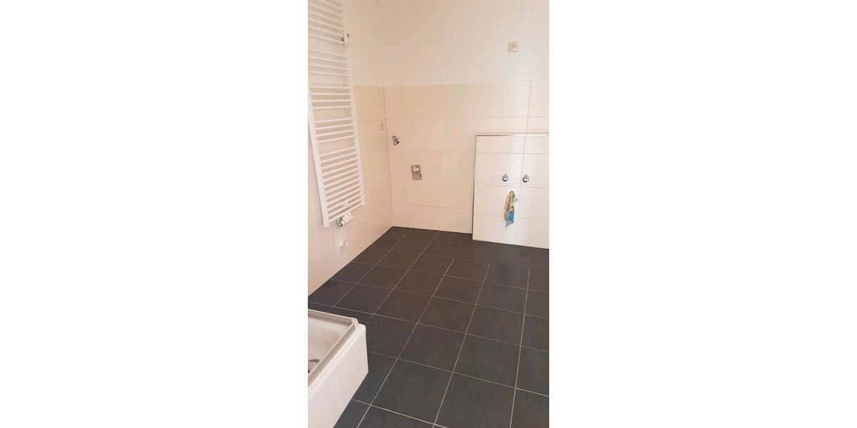 Etagenwohnung Pulsnitz - 2 Zimmer, 126 m&sup2;, 700&euro; | Angebot:26285382