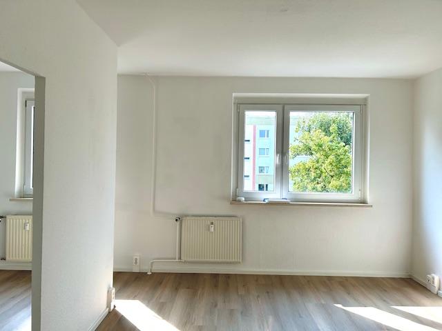 Etagenwohnung Gera Lusan - 5 Zimmer, 107 m&sup2;, 600&euro; | Angebot:26179983