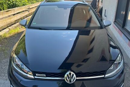 VW Golf 123.100 km 19.900 &euro; Aschau 83229
