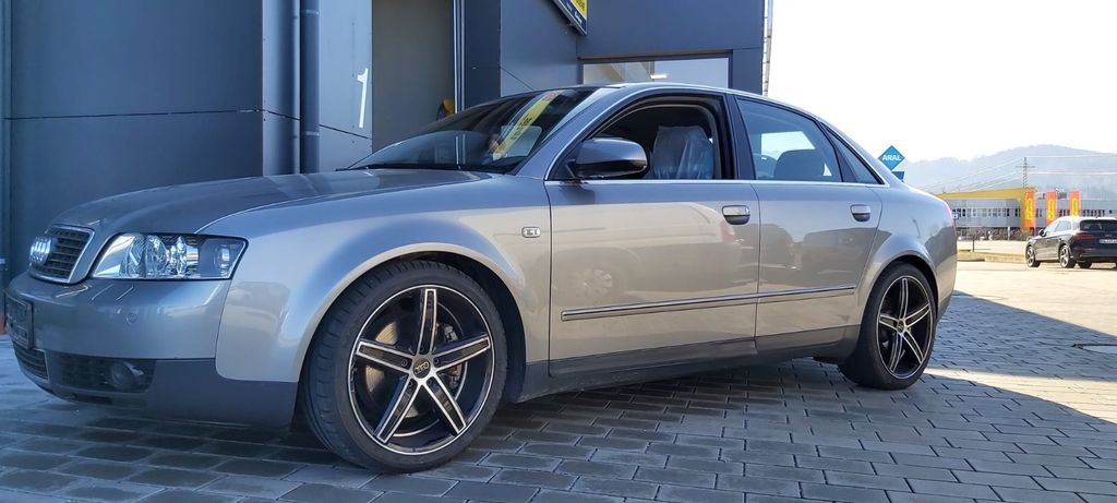 Audi A4 115.000 km 5.999 &euro; Ainring 83404