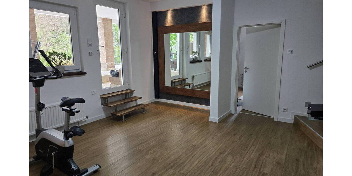 Einfamilienhaus Homberg - 1 Zimmer, 240 m&sup2;, 450.000&euro; | Angebot:26274279