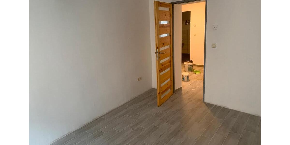 Erdgeschoßwohnung Kahla - 2 Zimmer, 40 m&sup2;, 400&euro; | Angebot:24955956