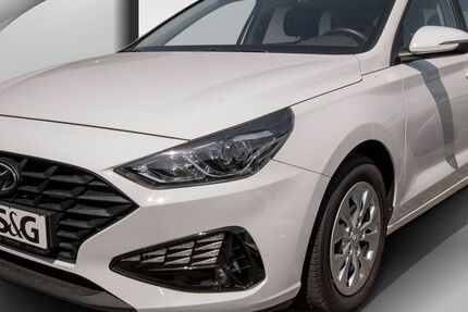 Hyundai i30 44.317 km 16.880 € Merseburg 06217