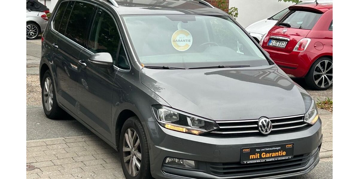 VW Touran 160.717 km 17.499 &euro; Flensburg 24941